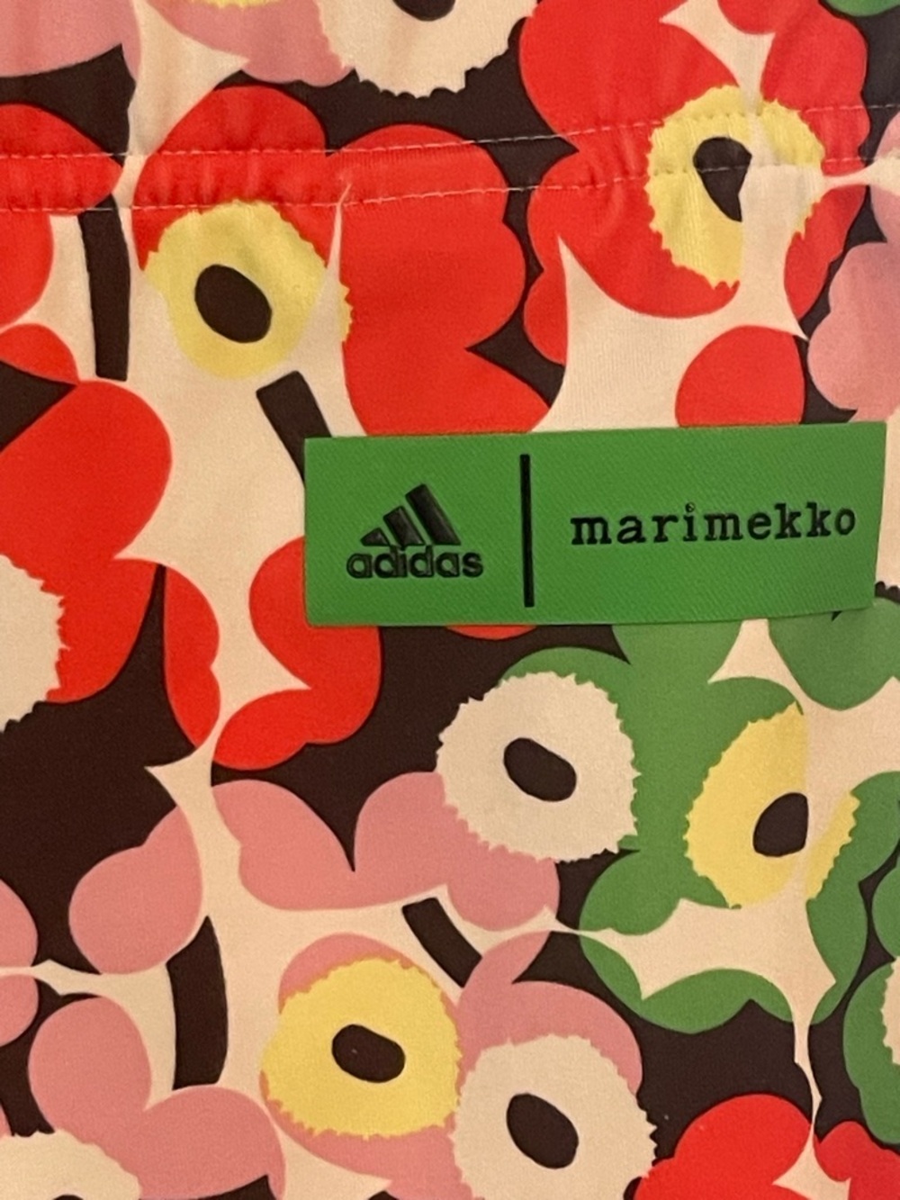 Adidas & Marimekko flower Cycling Shorts Small - Picture 5 of 8